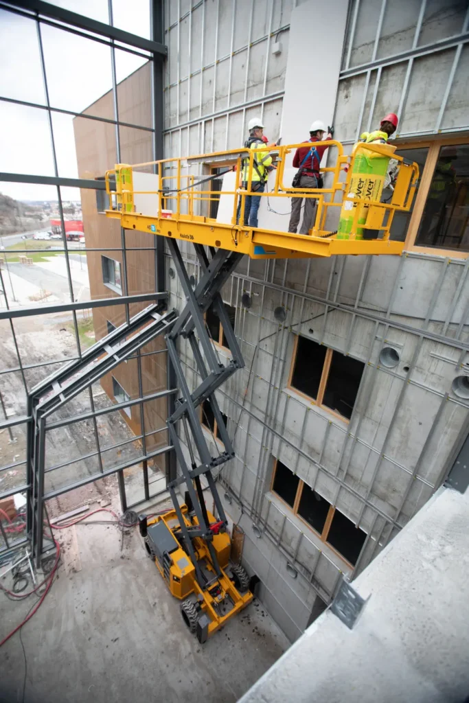 Nacelle Ciseaux Diesel Tout-Terrain